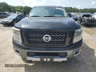 2016 Nissan Titan Platinum Reserve with VIN 1N6BA1F40GN512437, listed as a Copart auction lot 63521325 with 203,879 mi miles and Clean title. Bid and sale history available at DreamBid. Image 5.