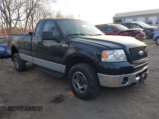 2006 Ford F-150 XL with VIN 1FTRF14W26NA53532, listed as a IAAI auction lot 41792110 with 115,264 mi miles. Bid and sale history available at carsss.com. Image 1.