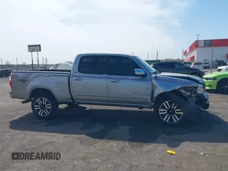 2006 Toyota Tundra SR5 with VIN 5TBET341X6S536552, listed as a IAAI auction lot 41888707 with 271,950 mi miles and . Bid and sale history available at DreamBid. Image 13.
