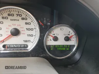 2007 Ford F-150 XLT z VIN 1FTPW14507KC93566, wystawiony jako Copart lot #39261523 z przebiegiem 195 448 mil mil oraz Szkoda całkowita • Salvage title. Historia ofert i sprzedaży dostępna na DreamBid. Obrazek 8.