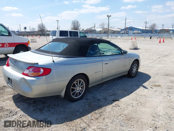 2003 Toyota Solara SE with VIN 2T1FF28P43C603999, listed as a IAAI auction lot 41993122 with 83,629 mi miles. Bid and sale history available at carsss.com. Image 4.