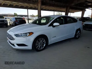2017 Ford Fusion Hybrid SE z VIN 3FA6P0LU8HR301489, wystawiony jako Copart lot #62572135 z przebiegiem 242 278 mil mil oraz Szkoda całkowita • Salvage title. Historia ofert i sprzedaży dostępna na DreamBid. Obrazek 1.