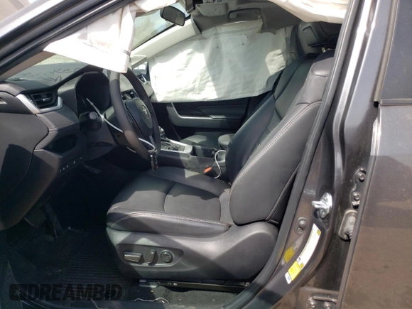 2023 Toyota RAV4 XLE Premium z VIN 2T3A1RFV3PC346205, wystawiony jako Copart lot #53390755 z przebiegiem 30 224 mil mil oraz Szkoda całkowita • Salvage title. Historia ofert i sprzedaży dostępna na DreamBid. Obrazek 7.