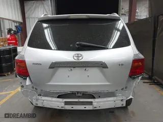 2009 Toyota Highlander Sport with VIN JTEDS43A192069963, listed as a IAAI auction lot 41583196 with 225,603 mi miles. Bid and sale history available at carsss.com. Image 17.