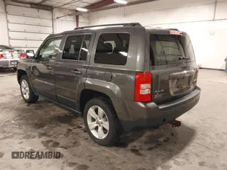 2016 Jeep Patriot High Altitude with VIN 1C4NJRFB7GD657607, listed as a IAAI auction lot 42346923 with 111,757 mi miles and . Bid and sale history available at DreamBid. Image 3.