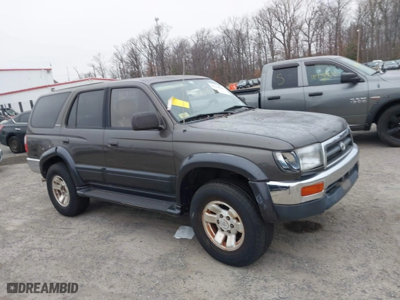 1998 Toyota 4Runner Limited with VIN JT3HN87R2W0150437, listed as a IAAI auction lot 41714141 with 264,389 mi miles. Bid and sale history available at carsss.com. Image 1.