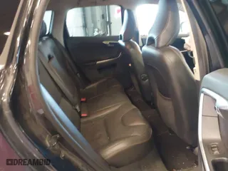 2010 Volvo XC60 3.0T with VIN YV4992DZXA2020907, listed as a IAAI auction lot 41736455 with 140,890 mi miles. Bid and sale history available at carsss.com. Image 8.