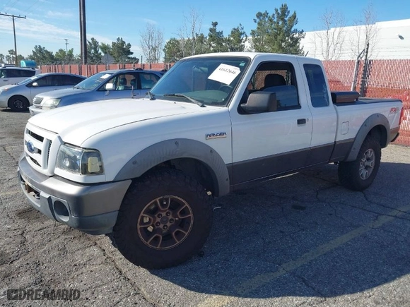 2008 Ford Ranger XLT with VIN 1FTZR45E68PA35525, listed as a IAAI auction lot 41612646 with 135189 miles. Bid and sale history available at carsss.com. Image 2.