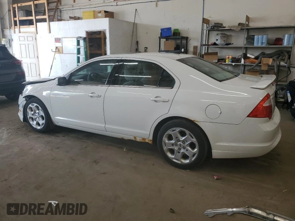 2010 Ford Fusion SE with VIN 3FAHP0HA5AR423370, listed as a Copart auction lot 60321275 with 118,822 mi miles and Salvage title. Bid and sale history available at DreamBid. Image 2.