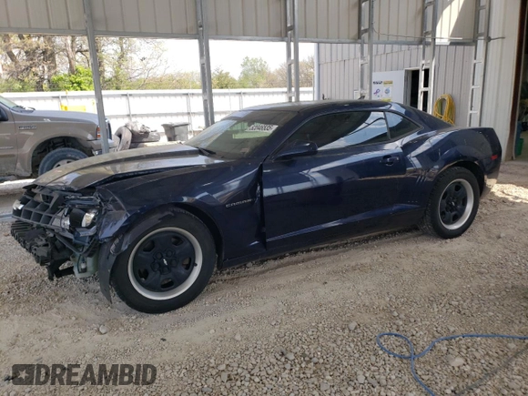 2010 Chevrolet Camaro LS z VIN 2G1FA1EVXA9193050, wystawiony jako Copart lot #52046535 z przebiegiem 161 457 mil mil oraz Szkoda całkowita • Salvage title. Historia ofert i sprzedaży dostępna na DreamBid. Obrazek 1.