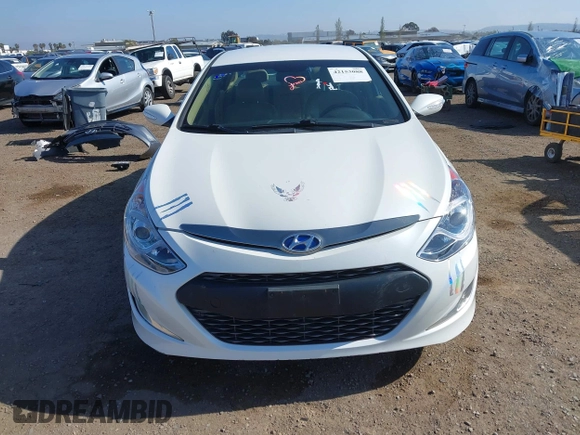 2013 Hyundai Sonata with VIN KMHEC4A49DA079878, listed as a IAAI auction lot 42153088 with 112,271 mi miles and . Bid and sale history available at carsss.com. Image 13.