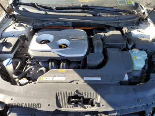 2016 Hyundai Sonata Hybrid Limited with VIN KMHE34L12GA031419, listed as a Copart auction lot 40901493 with 74,055 mi miles. Bid and sale history available at carsss.com. Image 12.