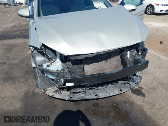 2017 Hyundai Elantra SE with VIN 5NPD74LFXHH141807, listed as a IAAI auction lot 42519349 with 95,249 mi miles and . Bid and sale history available at DreamBid. Image 6.