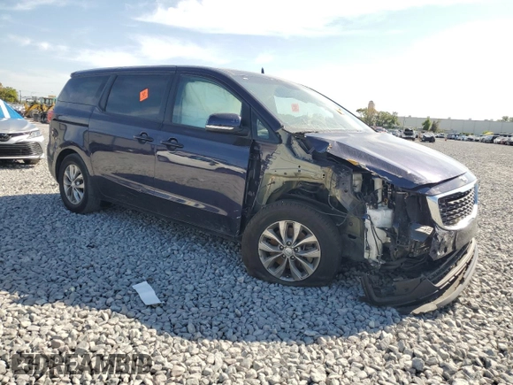 2021 Kia Sedona LX with VIN KNDMB5C17M6667292, listed as a Copart auction lot 48960695 with 162,204 mi miles and Non Repairable. Bid and sale history available at carsss.com. Image 4.