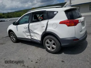 2015 Toyota RAV4 LE with VIN 2T3BFREV0FW275887, listed as a Copart auction lot 55562645 with 153,899 mi miles and Salvage Title. Bid and sale history available at DreamBid. Image 2.