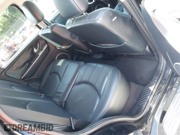 2005 Mercury Mariner Luxury z VIN 4M2CU57195DJ25375, wystawiony jako IAAI lot #42717392 z przebiegiem 65 400 mil mil oraz . Historia ofert i sprzedaży dostępna na DreamBid. Obrazek 8.