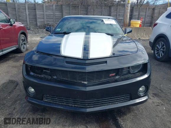 2011 Chevrolet Camaro 2SS with VIN 2G1FK1EJ3B9123949, listed as a IAAI auction lot 41860752 with 81,097 mi miles and . Bid and sale history available at DreamBid. Image 13.
