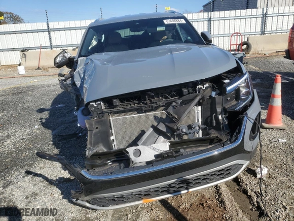 2024 Volkswagen Atlas Cross Sport 2.0T SE w/Technology with VIN 1V2WE2CA3RC211960, listed as a Copart auction lot 83408884 with 12,158 mi miles and Salvage Title. Bid and sale history available at carsss.com. Image 5.