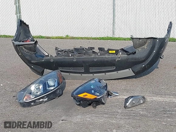 2020 Ford Escape SEL с VIN 1FMCU0H69LUB08541, выставлен на аукционе IAAI как лот 42476865 с пробегом 82 059 миль миль и . История ставок и продаж доступна на DreamBid. Изображение 12.