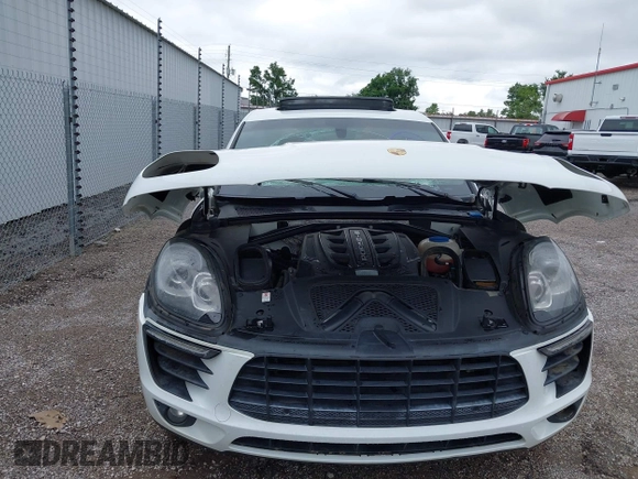 2015 Porsche Macan S with VIN WP1AB2A50FLB64939, listed as a IAAI auction lot 42260919 with 11 mi miles and . Bid and sale history available at DreamBid. Image 12.