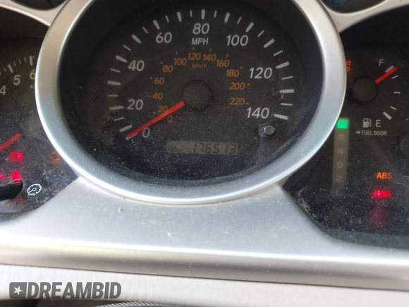 2004 Toyota Highlander with VIN JTEGD21A040091908, listed as a IAAI auction lot 42585023 with 176,513 mi miles and . Bid and sale history available at DreamBid. Image 7.