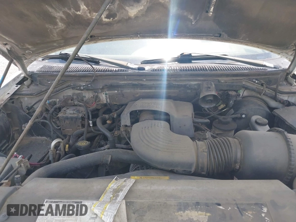 2000 Ford Expedition Eddie Bauer с VIN 1FMEU17L3YLB95565, выставлен на аукционе IAAI как лот 42517370 с пробегом Не указан миль и . История ставок и продаж доступна на DreamBid. Изображение 10.