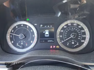 2020 Hyundai Venue SEL z VIN KMHRC8A30LU046880, wystawiony jako IAAI lot #41853894 z przebiegiem 65 907 mil mil oraz . Historia ofert i sprzedaży dostępna na DreamBid. Obrazek 7.