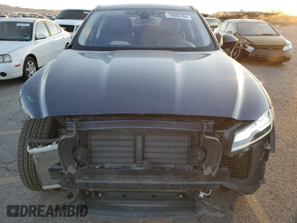 2018 Jaguar F-Pace 30t R-Sport z VIN SADCL2GX2JA287862, wystawiony jako Copart lot #75935764 z przebiegiem 54 025 mil mil oraz Szkoda całkowita • Salvage title. Historia ofert i sprzedaży dostępna na DreamBid. Obrazek 5.