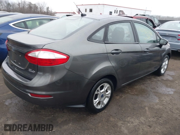 2015 Ford Fiesta SE with VIN 3FADP4BJ7FM114180, listed as a IAAI auction lot 41753726 with 132,601 mi miles. Bid and sale history available at carsss.com. Image 4.