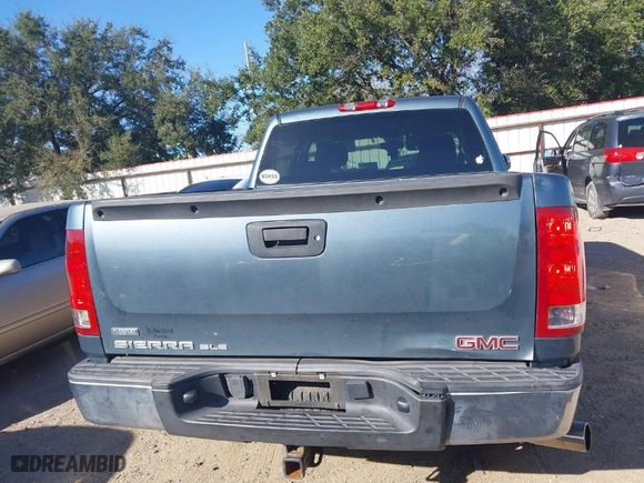 2011 GMC Sierra 1500 SLE with VIN 3GTP1VE07BG118014, listed as a IAAI auction lot 41224998 with 244,932 mi miles. Bid and sale history available at carsss.com. Image 16.
