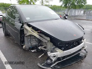 2023 Tesla Model Y Performance z VIN 7SAYGDEF5PF689762, wystawiony jako IAAI lot #42232146 z przebiegiem 16 776 mil mil oraz . Historia ofert i sprzedaży dostępna na DreamBid. Obrazek 1.