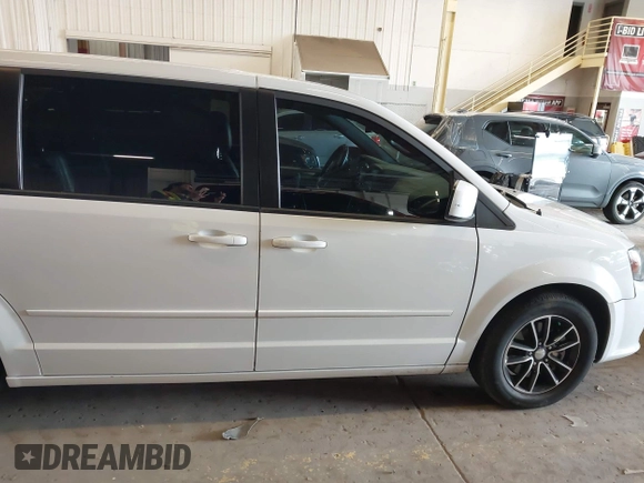2016 Dodge Grand Caravan R/T with VIN 2C4RDGEG6GR335564, listed as a IAAI auction lot 41914640 with 123,349 mi miles and . Bid and sale history available at DreamBid. Image 13.