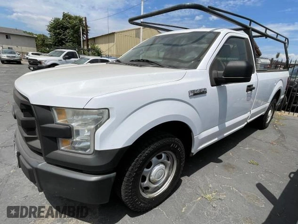 2016 Ford F-150 XL with VIN 1FTMF1C89GKD83135, listed as a Copart auction lot 82062794 with 111,292 mi miles and Clean Title. Bid and sale history available at carsss.com. Image 2.