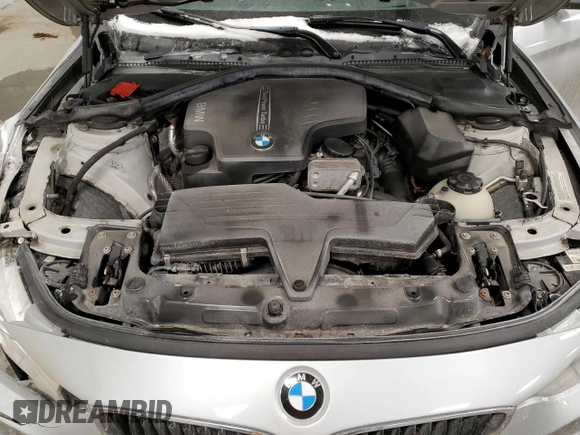2014 BMW 4 Series 428i xDrive z VIN WBA3N9C53EF721523, wystawiony jako Copart lot #43892295 z przebiegiem 159 429 mil mil oraz Szkoda całkowita • Salvage title. Historia ofert i sprzedaży dostępna na DreamBid. Obrazek 12.