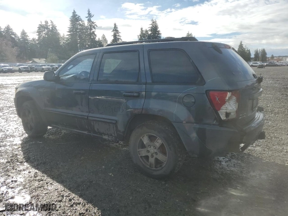 2007 Jeep Grand Cherokee Laredo with VIN 1J8GR48K67C600041, listed as a Copart auction lot 51876175 with 197,143 mi miles and Clean Title. Bid and sale history available at carsss.com. Image 2.