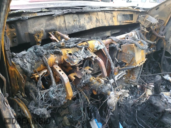 2014 Toyota Tundra Limited z VIN 5TFHY5F13EX352044, wystawiony jako Copart lot #81913994 z przebiegiem Nie podano mil oraz Szkoda całkowita • Salvage title. Historia ofert i sprzedaży dostępna na DreamBid. Obrazek 9.