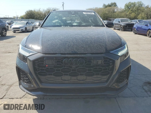 2021 Audi RS Q8 z VIN WU1ARBF15MD014208, wystawiony jako Copart lot #74697044 z przebiegiem 6665 mil mil oraz Tytuł czysty. Historia ofert i sprzedaży dostępna na DreamBid. Obrazek 5.