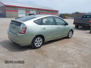2008 Toyota Prius with VIN JTDKB20U087738255, listed as a IAAI auction lot 42091303 with 233,000 mi miles. Bid and sale history available at carsss.com. Image 4.