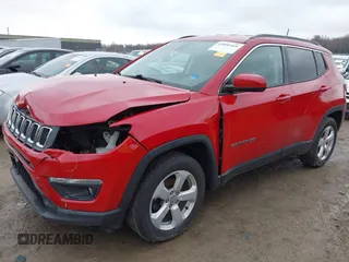 2017 Jeep Compass Latitude with VIN 3C4NJCBB4HT653125, listed as a IAAI auction lot 42006468 with Not provided miles and . Bid and sale history available at DreamBid. Image 18.