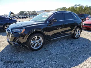 2022 Audi Q3 S line Premium with VIN WA1DECF32N1056927, listed as a Copart auction lot 39252533 with 5,258 mi miles. Bid and sale history available at carsss.com. Image 1.