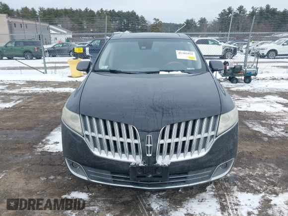 2011 Lincoln MKT with VIN 2LMHJ5AR5BBJ52058, listed as a IAAI auction lot 41305955 with 193,555 mi miles and . Bid and sale history available at DreamBid. Image 12.