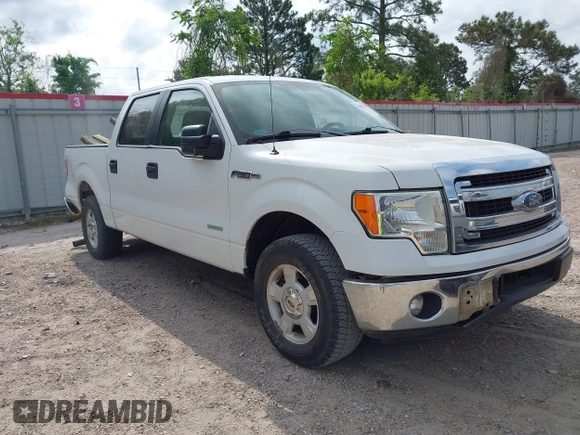 2014 Ford F-150 XL z VIN 1FTFW1CT8EFB94222, wystawiony jako IAAI lot #42032226 z przebiegiem 156 984 mil mil oraz . Historia ofert i sprzedaży dostępna na DreamBid. Obrazek 1.