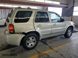 2005 Ford Escape Limited with VIN 1FMCU94115KD64704, listed as a Copart auction lot 48474865 with 123,739 mi miles and Salvage Title. Bid and sale history available at carsss.com. Image 3.