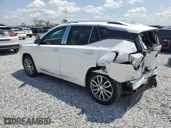 2022 GMC Terrain Denali with VIN 3GKALXEV0NL296872, listed as a Copart auction lot 55835885 with 24,015 mi miles and Salvage title. Bid and sale history available at DreamBid. Image 2.
