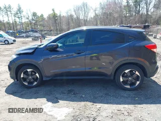 2018 Honda HR-V EX-L Navi with VIN 3CZRU6H74JM727764, listed as a IAAI auction lot 42002677 with 183,880 mi miles. Bid and sale history available at carsss.com. Image 14.