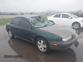 1998 Saturn SL с VIN 1G8ZF5283WZ317646, выставлен на аукционе IAAI как лот 42325214 с пробегом 151 658 миль миль и . История ставок и продаж доступна на DreamBid. Изображение 1.