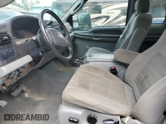 2005 Ford F-250 XL with VIN 1FTSX21P95EC04477, listed as a Copart auction lot 60419475 with Not provided miles and Salvage title. Bid and sale history available at DreamBid. Image 7.