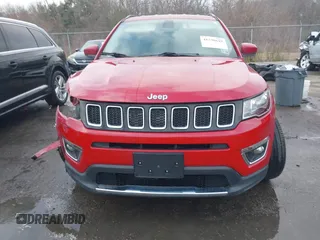 2019 Jeep Compass Limited with VIN 3C4NJCCB9KT793600, listed as a IAAI auction lot 41558619 with 75,682 mi miles. Bid and sale history available at carsss.com. Image 12.