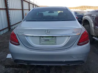 2015 Mercedes-Benz C-Class C 300 Luxury with VIN 55SWF4KB6FU005257, listed as a IAAI auction lot 41675298 with 126,263 mi miles. Bid and sale history available at carsss.com. Image 17.
