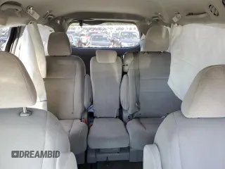 2015 Toyota Sienna LE AAS с VIN 5TDKK3DC3FS637513, выставлен на аукционе Copart как лот 57473035 с пробегом 133 997 миль миль и Списание • Salvage title. История ставок и продаж доступна на DreamBid. Изображение 10.